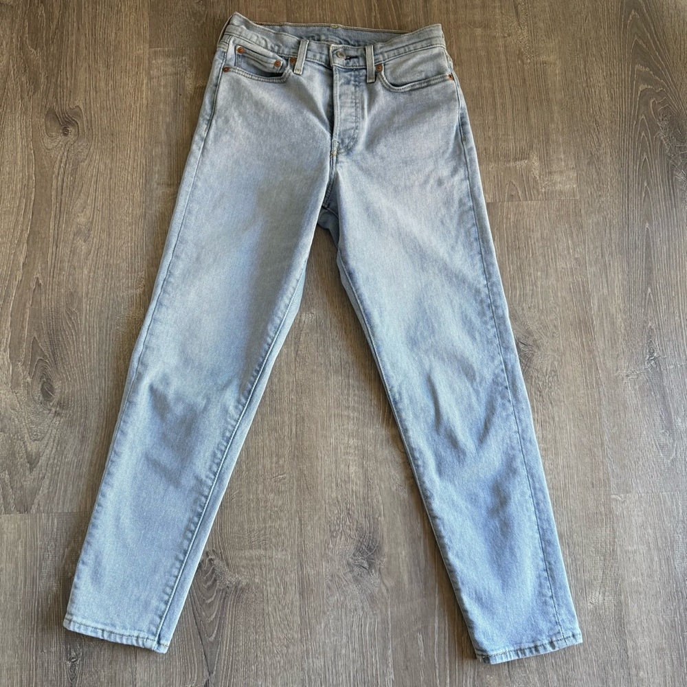 Levi’s Button Fly Jeans, Women’s Size 27 - Picture 2 of 10